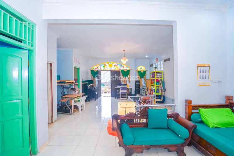 Jalan Tanjung Barat Selatan Jagakarsa Jakarta Selatan