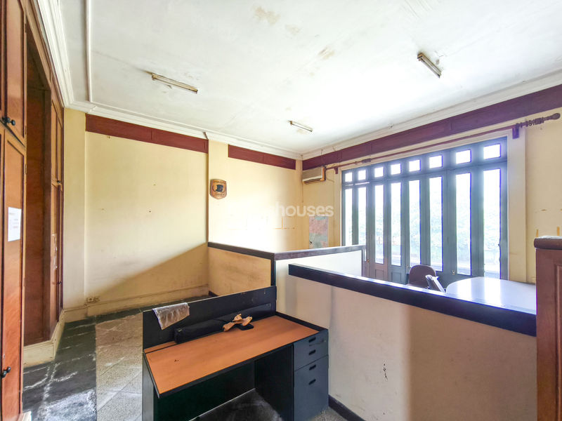 Jalan Taman Mercurius No.6 Ciputat Timur