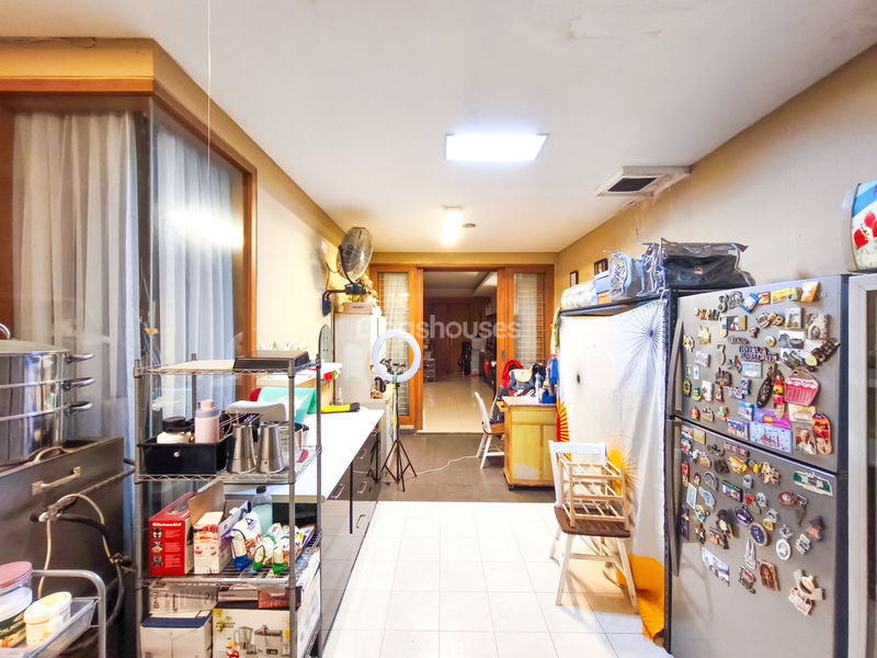 Jalan Gunung Raya Dalam Kav.5