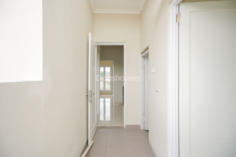 Bananas Residence 2