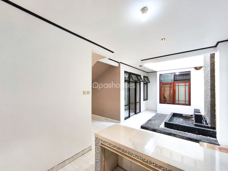 Komplek Villa Gunung Lestari Blok C4 / 26