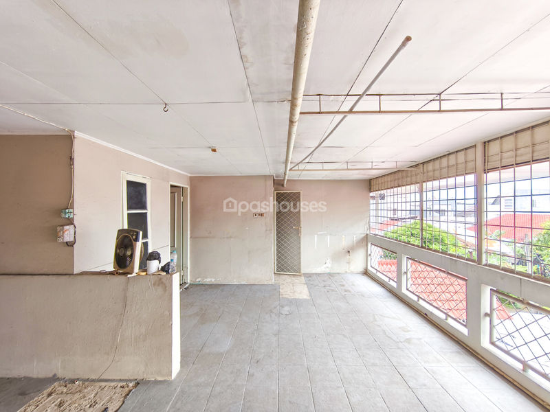 Jalan Dharma Graha IV Blok B8 No.30A