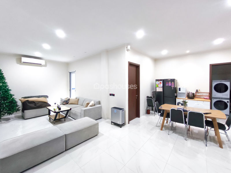 Perumahan Suvarna Sutera Cluster Andara