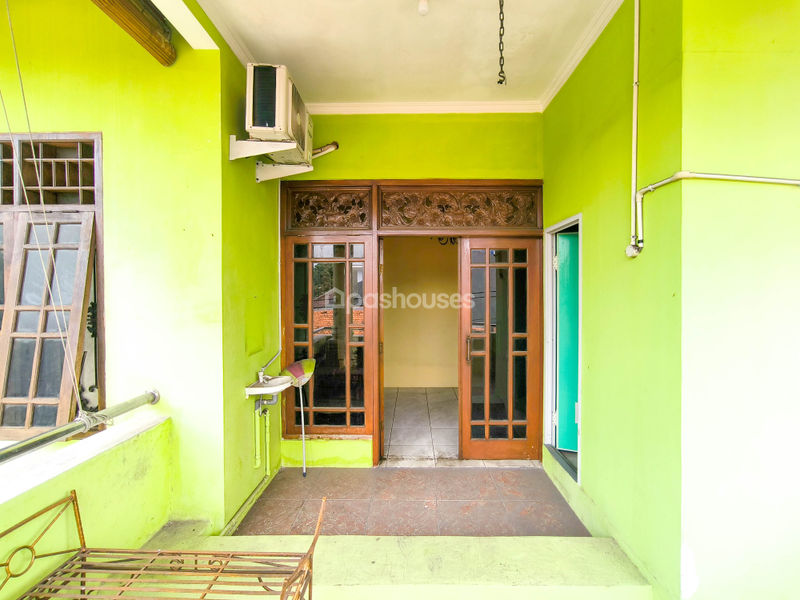 Jalan Niaga III