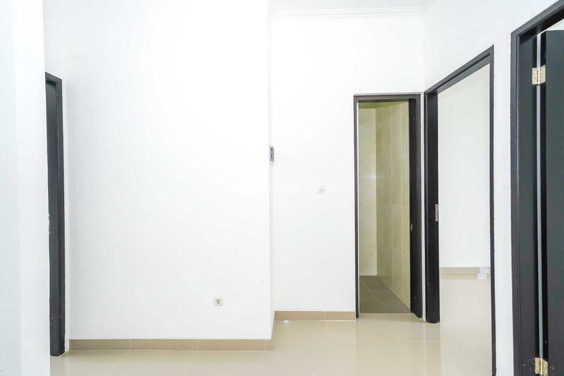 Jalan Kesehatan III Blok D2