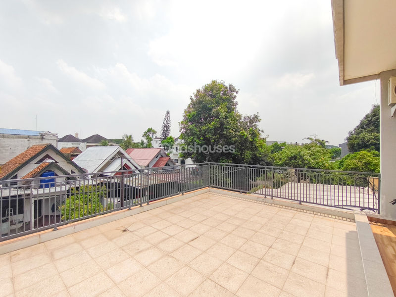 Graha Raya Cluster Bougenvile Loka Blok N6-15