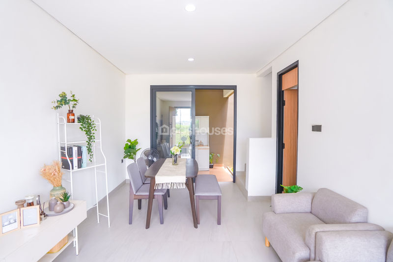 Perumahan Banyan Three Residence