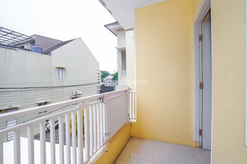 Jalan Gandaria Asri No 99