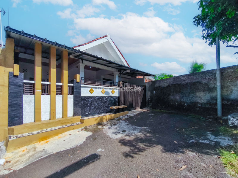 Perum Bukit Kayu Manis Blok A1 No.8