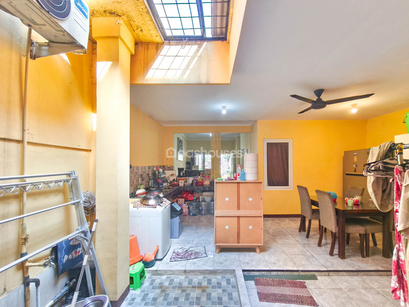 Perumahan Villa Dago Pamulang Cluster Parangtritis Blok C13 No.17
