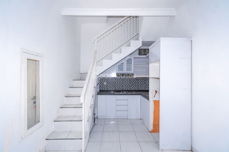 Legenda Wisata Zona Van Gogh Blok S17/10