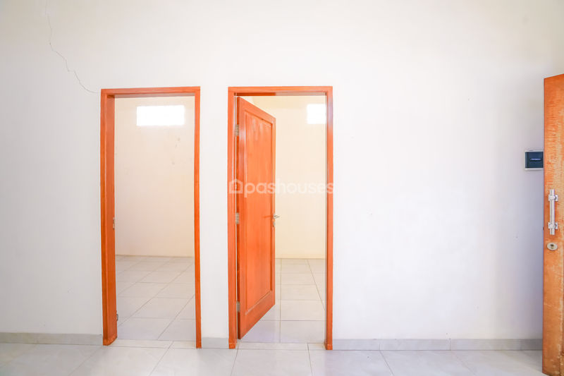 Jalan Makam Pule Depok