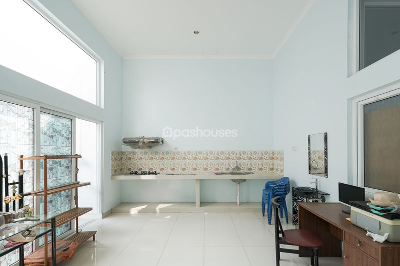 Jalan Sapphire Raya Blok A No. 26 Bekasi