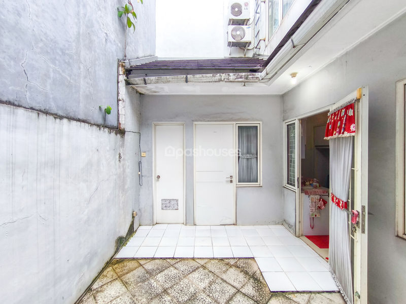 Perumahan Urbana Place Blok C10