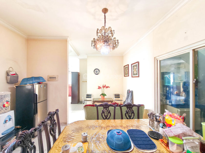 Perumahan New Grand Cirendeu Royal Residence Blok A No.3