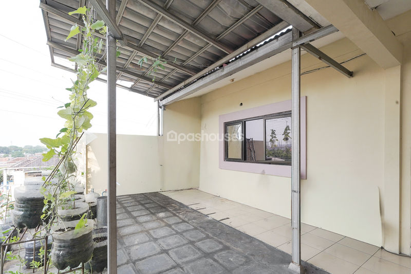 Jalan Kelapa Gading 2 No.3 Kramat Jati