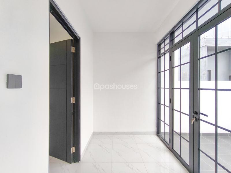 Kencana Loka BSD Sektor 12.5 Blok V2