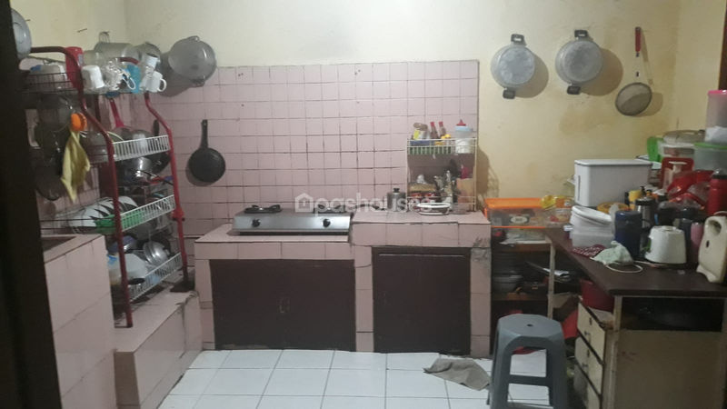 Jalan Salak Raya
