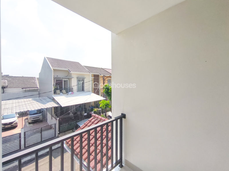 Regency Melati Mas Blok E6 No.8