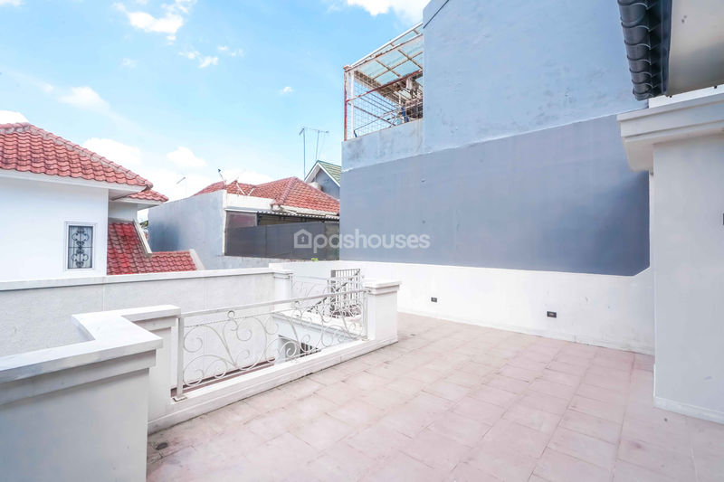 Legenda Wisata Zona Rembrant Blok H3/12