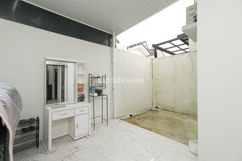 Darmawangsa Residence Cluster Sriwijaya Blok SC2 No.9