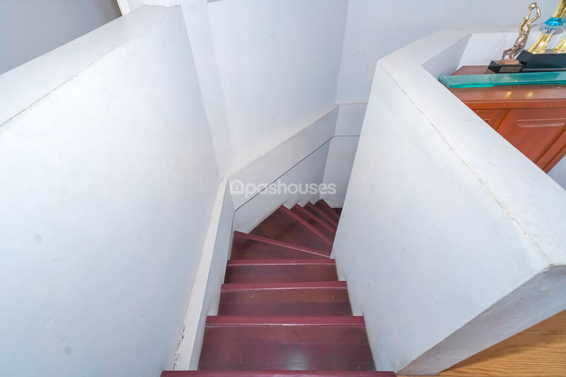 Jalan Lestari VI No.18A