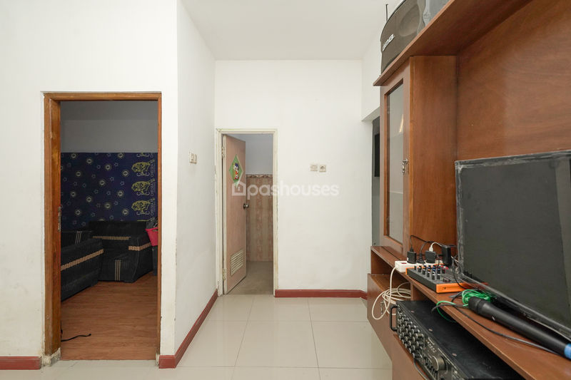 Perum Villa Anggrek Blok C No.20