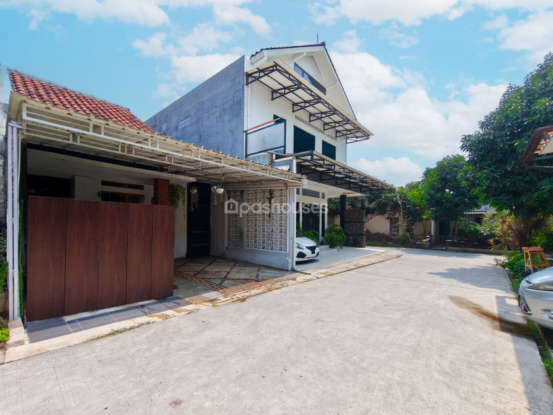 Perumahan Al-Azhar Green Garden Karadenan Blok G No.10