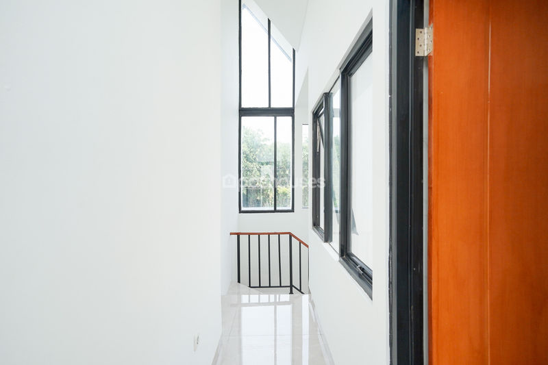 Perumahan Trevista Hills Cluster Menteng Residence Blok R10