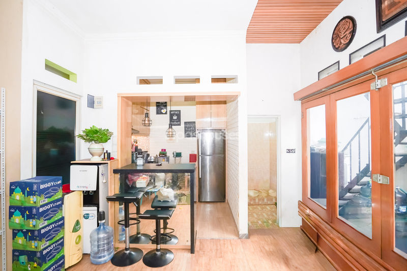 Jalan Lebak Para Kalisari No.28A