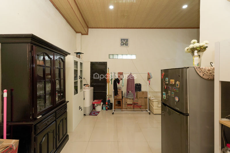 Springville Residence