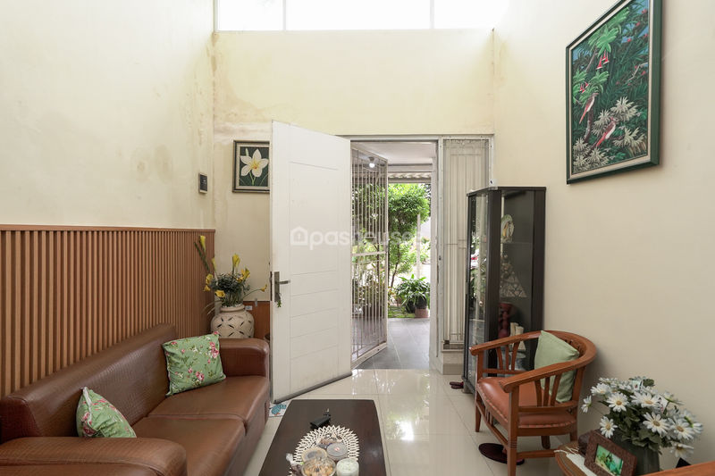 Springville Residence