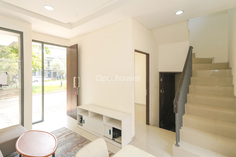 Golden Park 2 Blok R 17