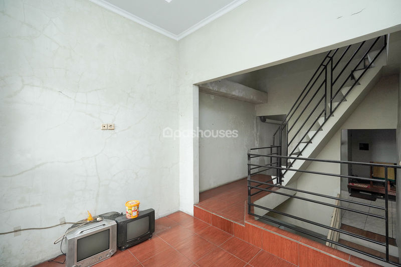 Pondok Timur Indah (PTI), Jl. Intan Blok I no. 9