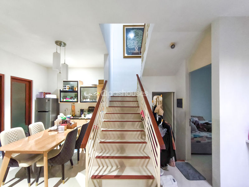 Perumahan Clover Hill Residence
