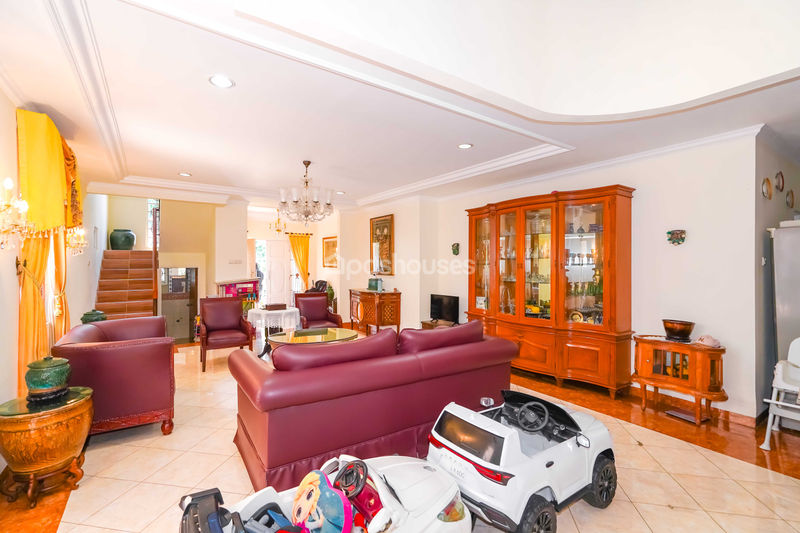 Perumahan Raffles Hills Blok I5