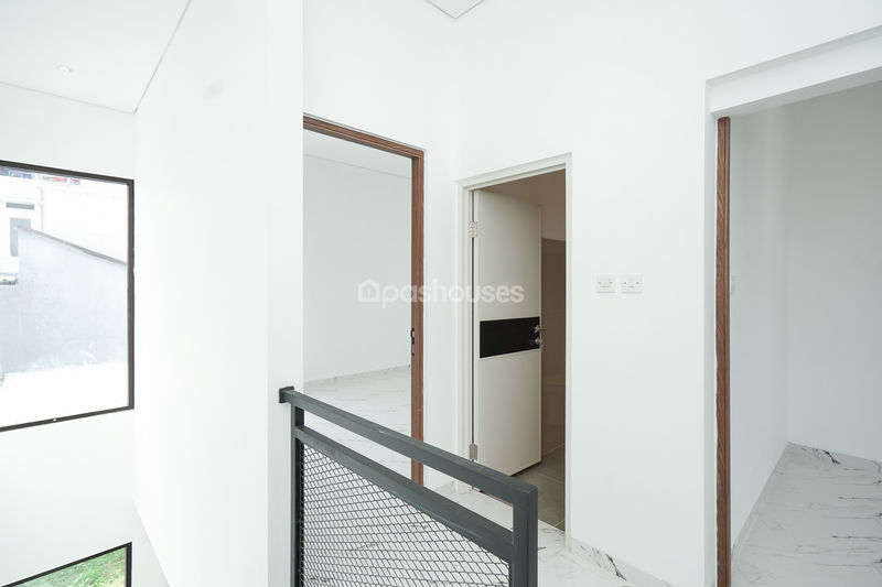 Jalan Randu V Bekasi No.143B