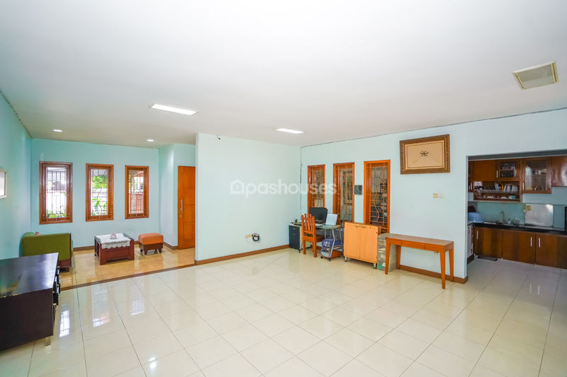 Jalan Benda 4 No.184 Jagakarsa