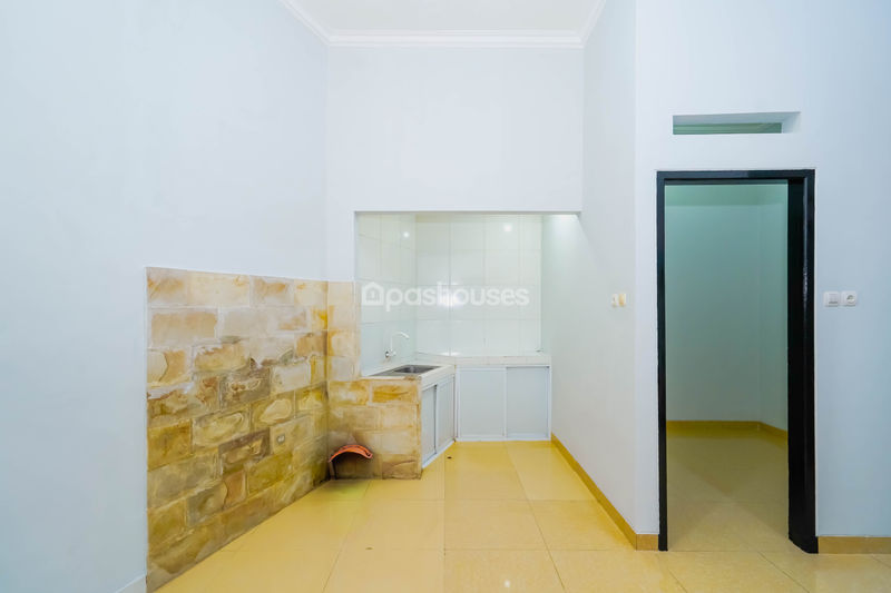 Town House Griya Widya