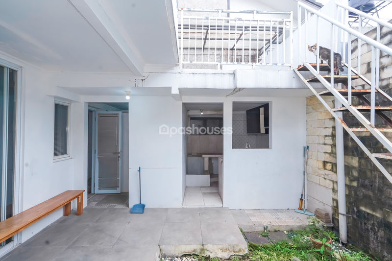 Jalan Lestari VI No.18A