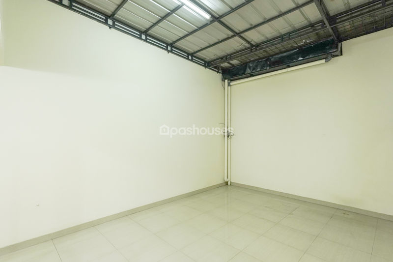 Perumahan Duta Garden Cluster Beverly Hills Blok E4 No.40