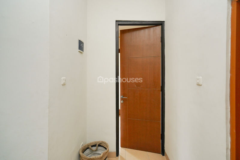 Bali Resort Serpong Cluster Canggu Blok E1 No.10