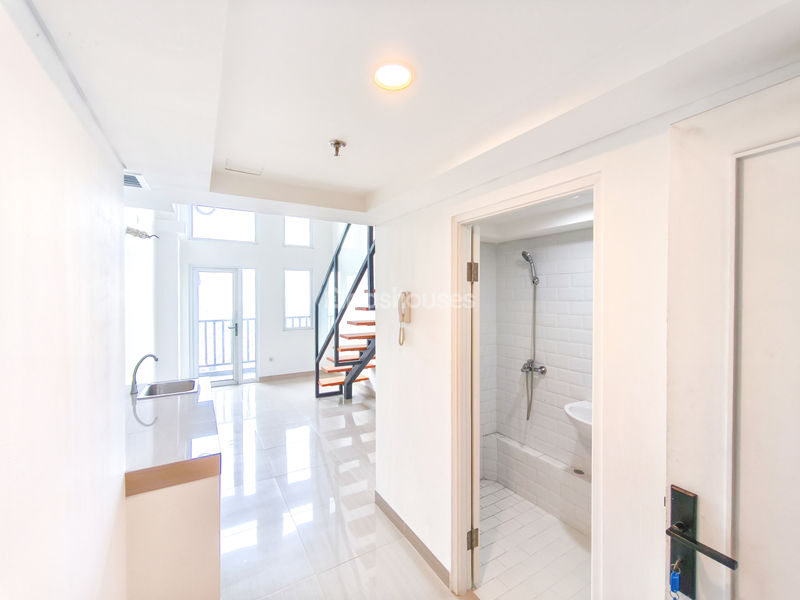 Apartemen Kingland Avenue Tower Venetian