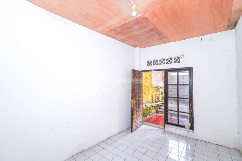 Jalan Pisangan Raya