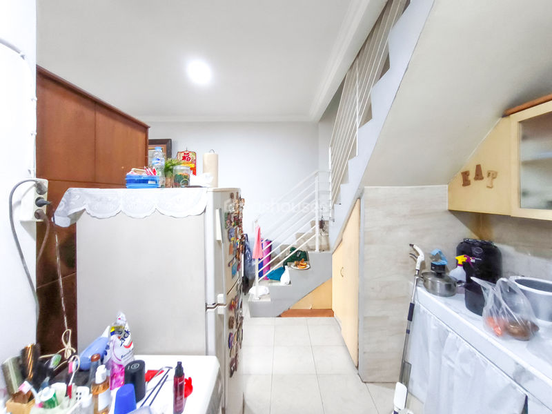 Jalan Dharma Graha IV Blok B8 No.30A