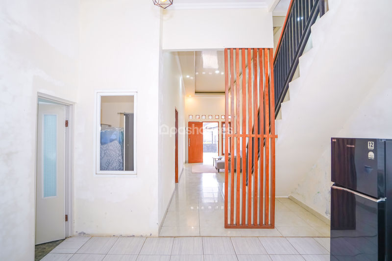 Jalan Makam Pule Depok