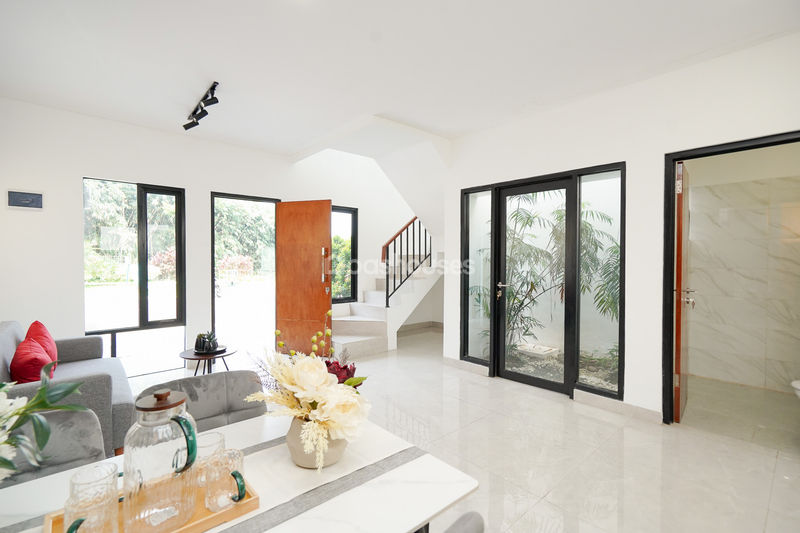 Perumahan Trevista Hills Cluster Menteng Residence Blok R10