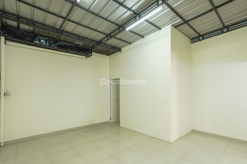 Perumahan Duta Garden Cluster Beverly Hills Blok E4 No.40