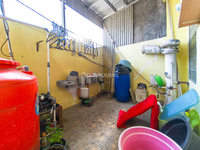 Jalan Pulo Indah Permai
