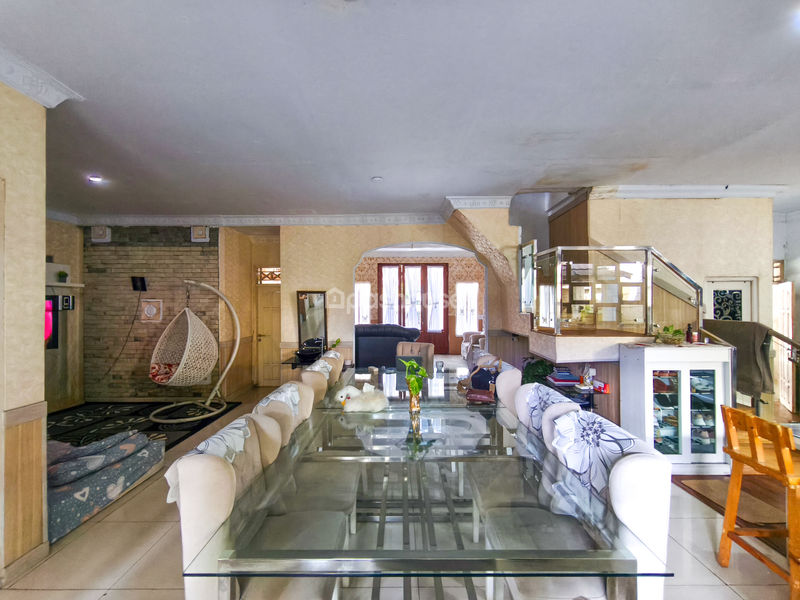 Jalan Babakan Kelapa Dua No.24